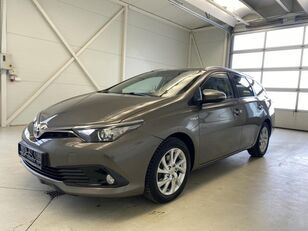 universalas Toyota Auris 1.8 Hybrid Touring Sports