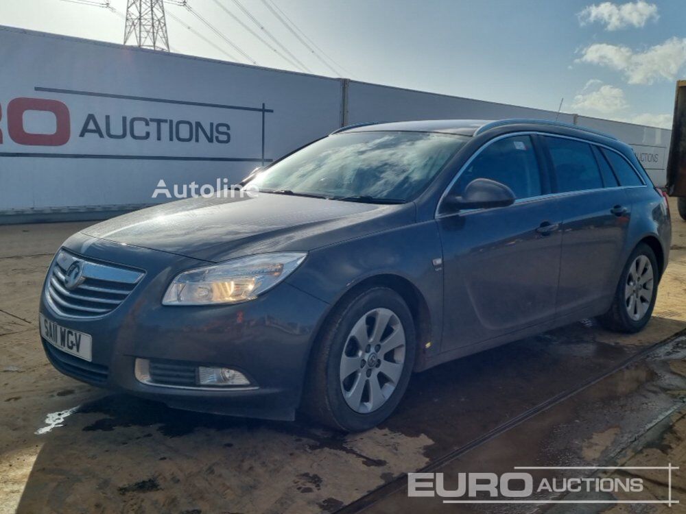 سيارة عائلية Vauxhall Insignia