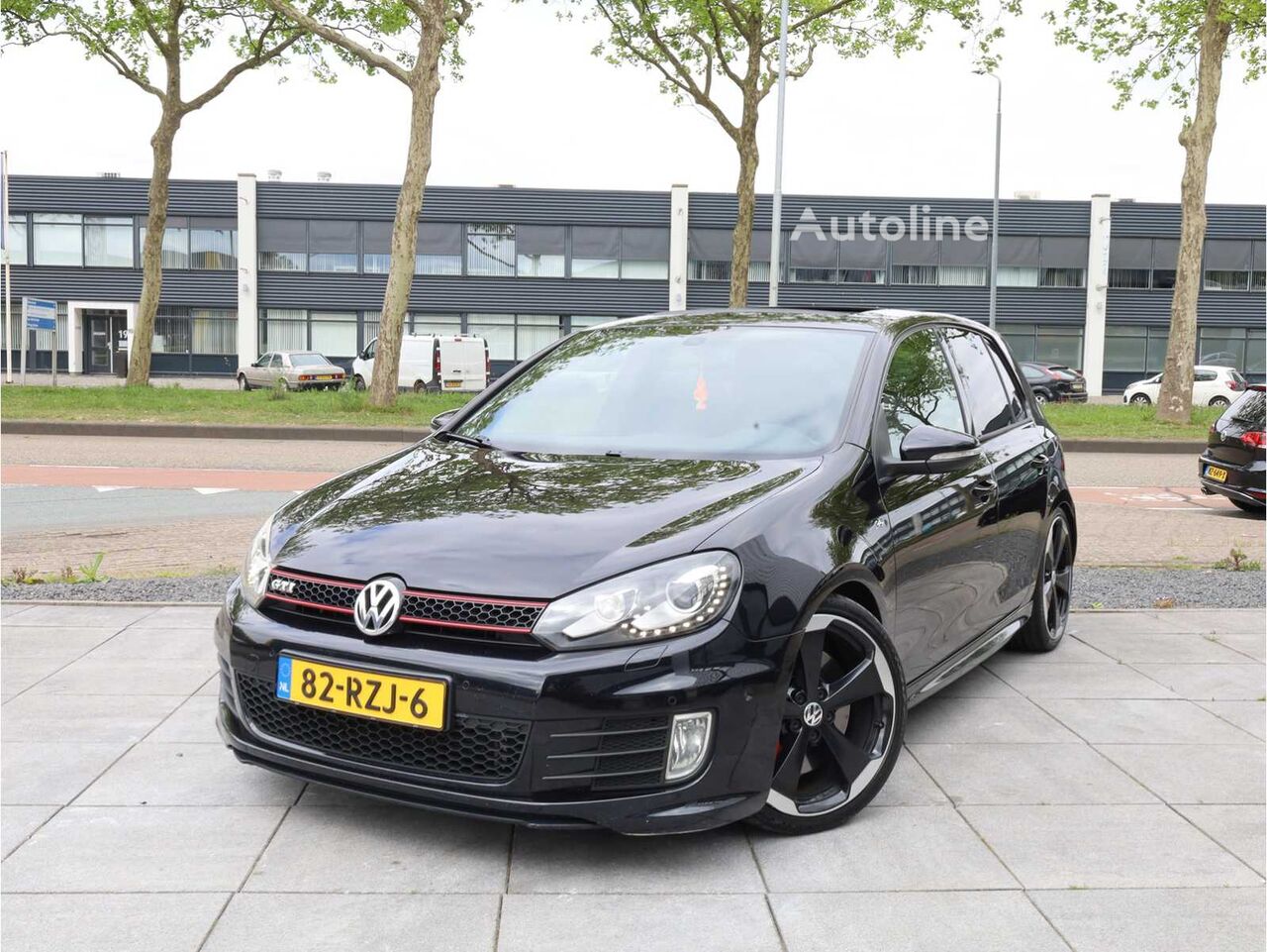 Volkswagen Golf 2.0 GTI Edition 35 estate car - Autoline