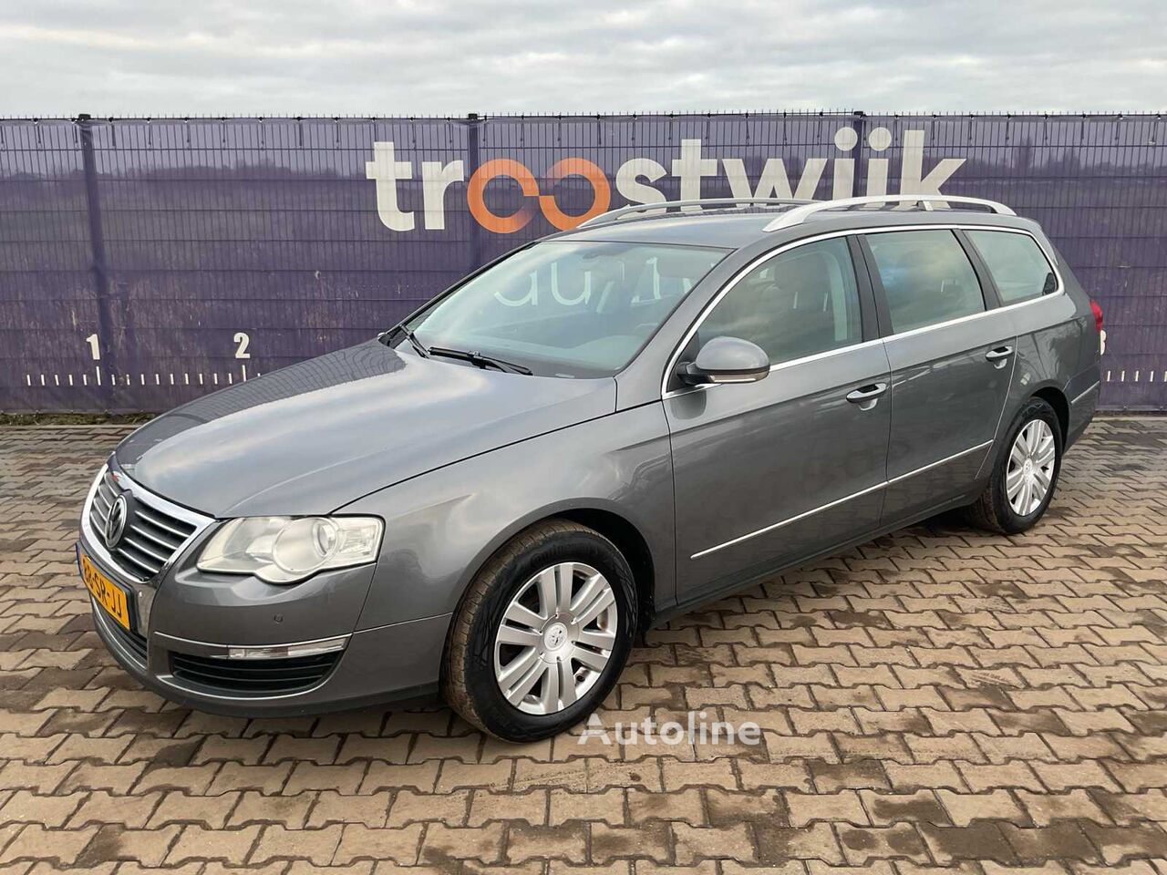 Volkswagen Passat Variant 2.0 FSI Highline stationwagen