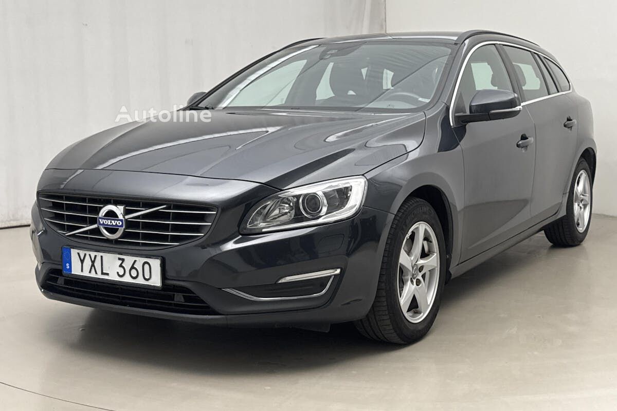 Volvo V60 estate car - Autoline