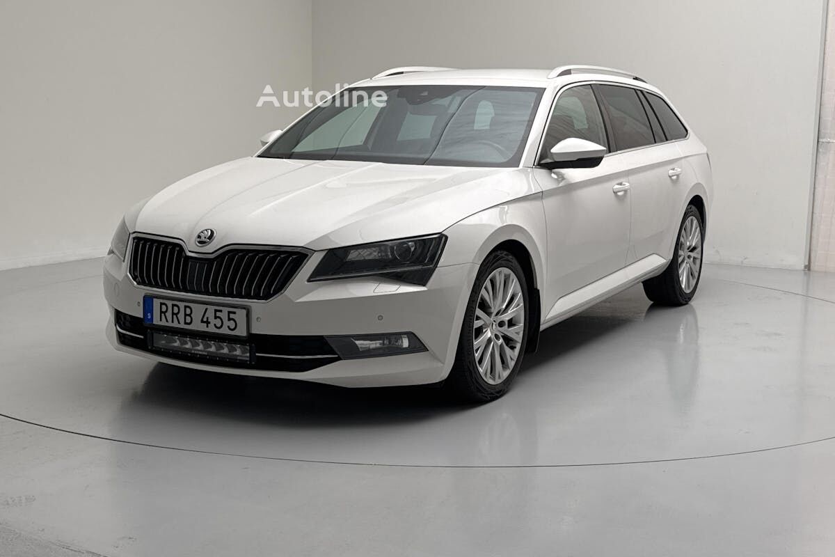 بيع سيارة عائلية Škoda Superb | Autoline TN سيارة عائلية Škoda Superb - Autoline