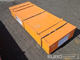 new Essential 122008R fabric hangar