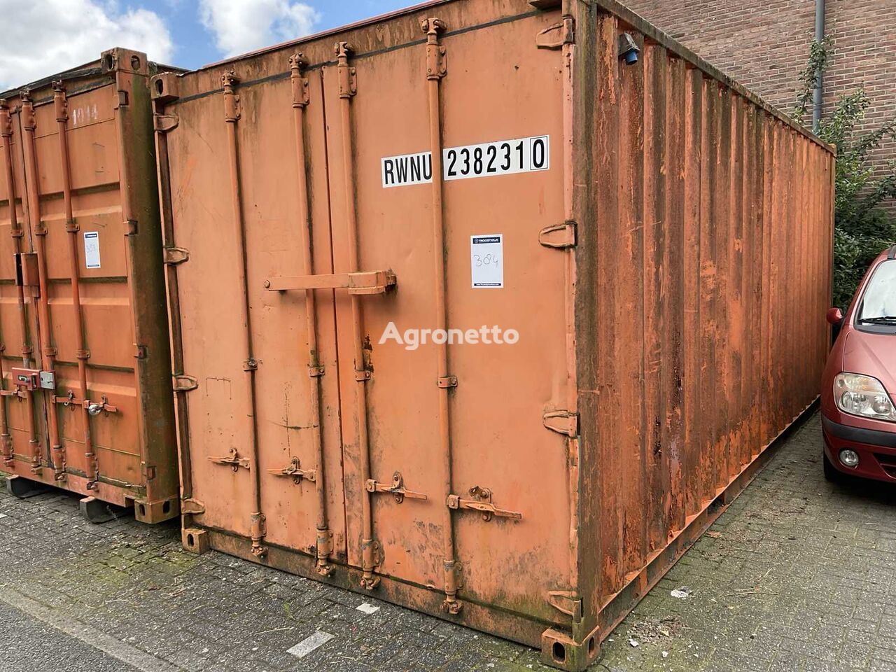 Opslagcontainer met inhoud hangar tent