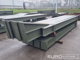 60&rsquo; x 40&rsquo; x 16. 3no 20&rsquo; Bays hangar de metal