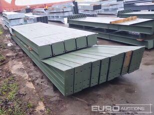 new Steel Frame Building 80/60&rsquo; x 40&rsquo; x 15&rsquo;. 4 bays 10no Stanchions metal hangar