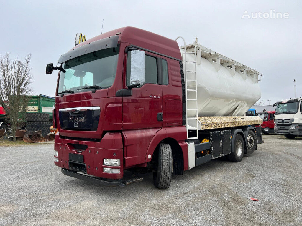 MAN TG-X 26.440 feed truck