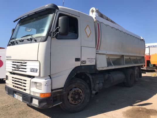 camion silo Volvo FH12