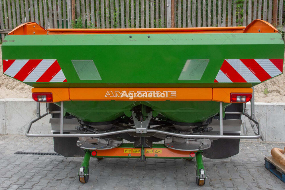 new Amazone ZA-TS 3200 mounted fertilizer spreader