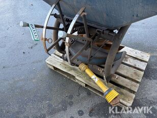 Купить разбрасыватель удобрений навесной Bøgballe BL700 - Изображение 6 | Agroline TM Разбрасыватель удобрений навесной Bøgballe BL700 | Изображение 6 - Agroline