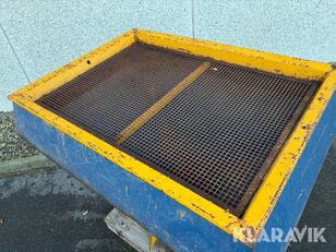 ماكينة توزيع السماد المركبة على الجرارات B&oslash;gballe BL700