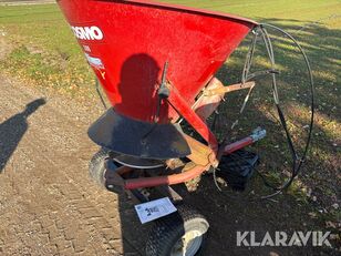 Cosmo 300 mounted fertilizer spreader