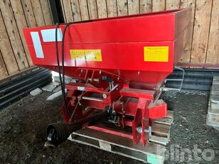 ماكينة توزيع السماد المركبة على الجرارات Jar-Met