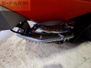 Kuhn axis 40-1 w felszerelt műtr&aacute;gyasz&oacute;r&oacute;