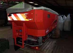 distributeur d'engrais port&eacute; Kuhn axis 40.1 w t25