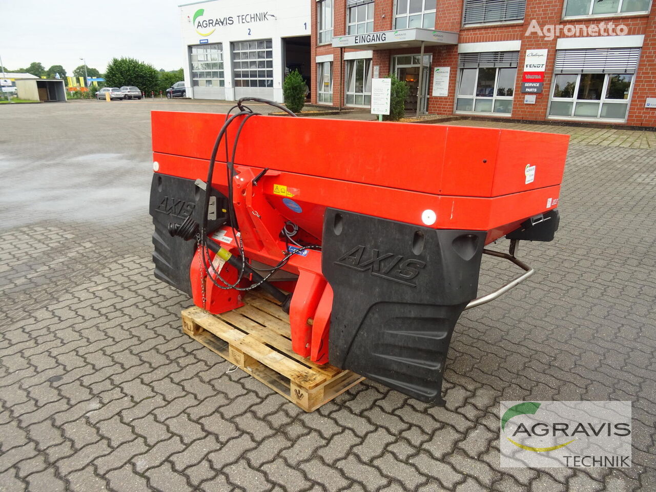 Rauch AXIS-M 20.2 mounted fertilizer spreader