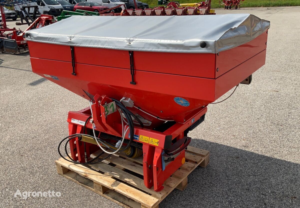 Rauch MDS 19.1 mounted fertilizer spreader