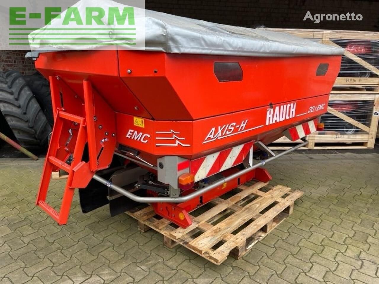 axis 30.1 h emc mounted fertilizer spreader