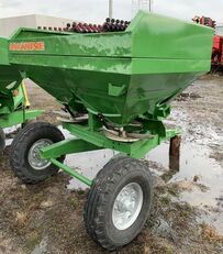 Amazone ZA-M 1500 trailed fertilizer spreader