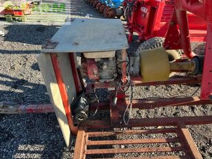 VICON ps604m trailed fertilizer spreader