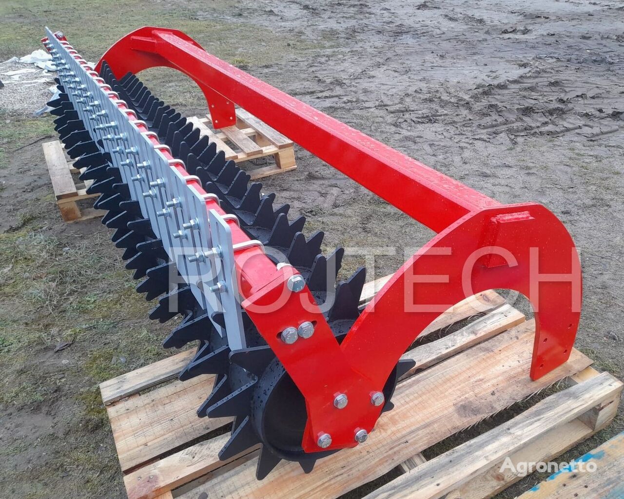 roller rumput Nový válec PACKER, šířka 3m. baru