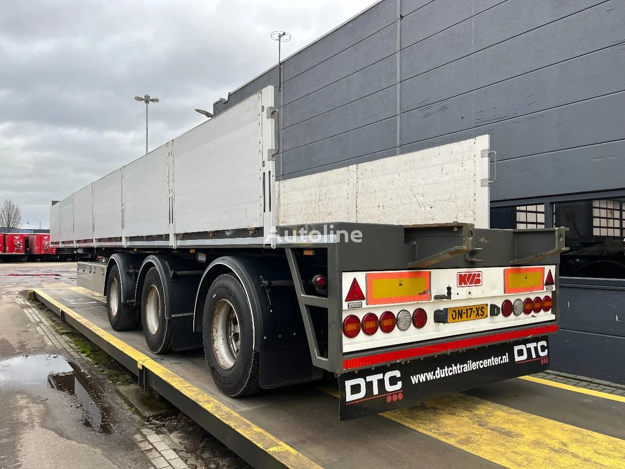 KWB kraanoplegger | Dubbellucht | kr.spoor 1.300 flatbed semi-trailer