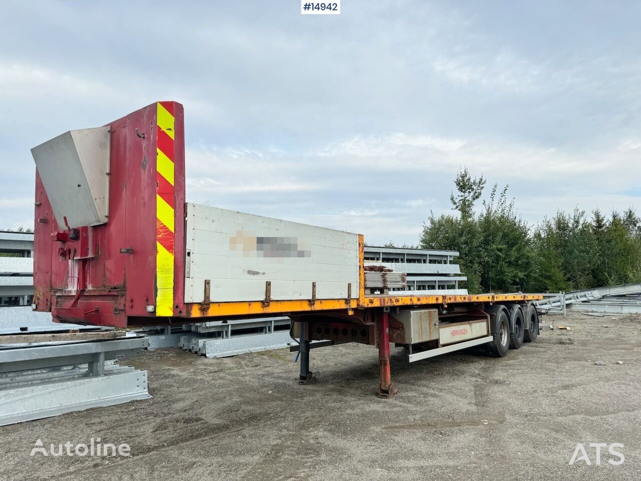 LeciTrailer flatbed semi-trailer