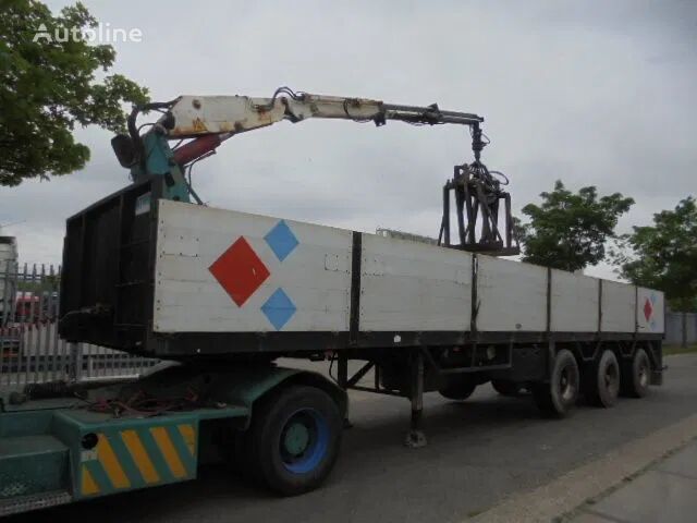 Pacton TPD 347 flatbed semi-trailer