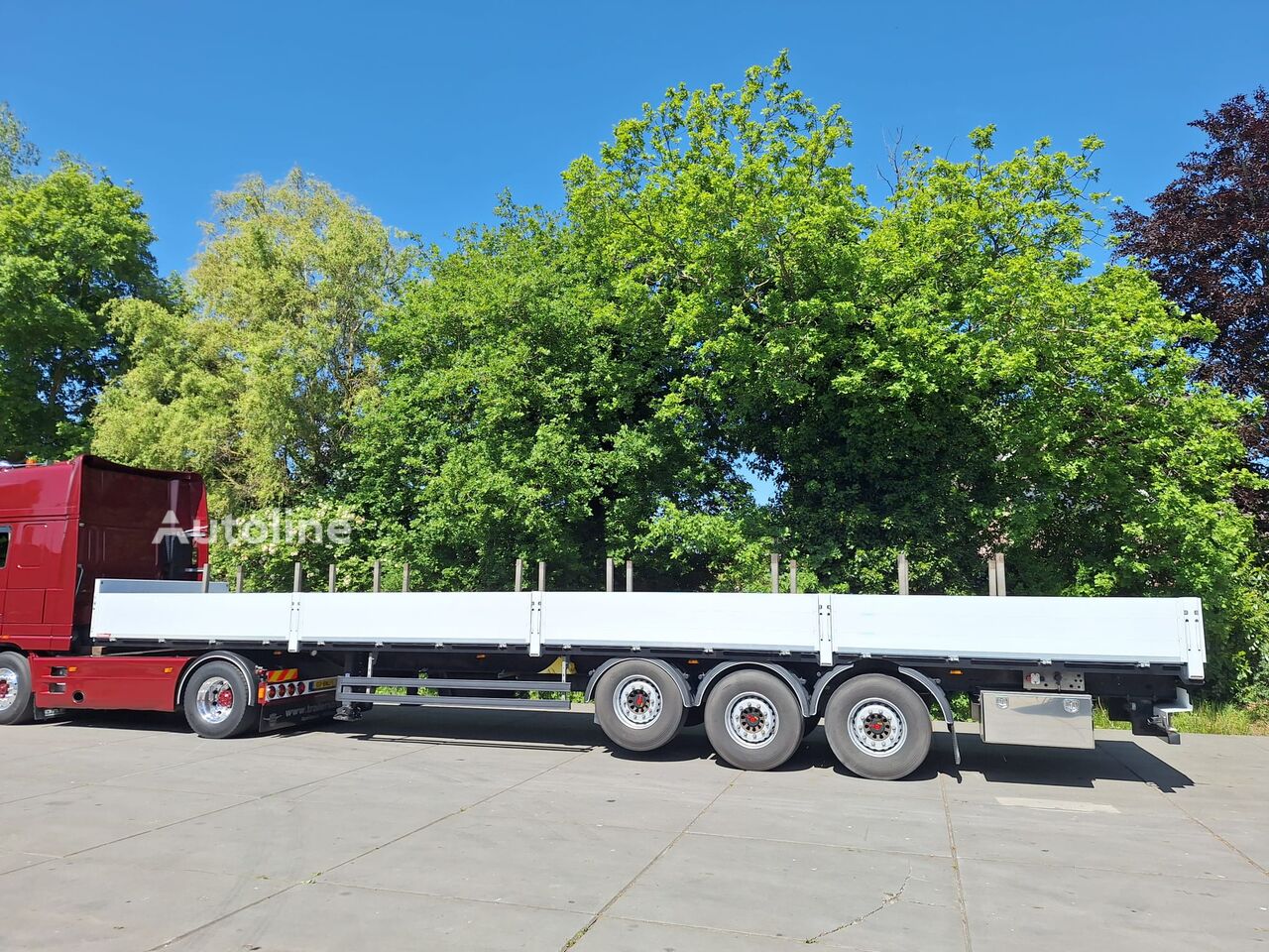 بيع العربات نصف المقطورة شاحنة مسطحة System Trailers Göbel 17808km! Stahltransport bordwande rungen | Autoline العربات نصف المقطورة شاحنة مسطحة System Trailers Göbel 17808km! Stahltransport bordwande rungen - Autoline
