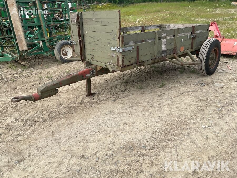 приколка со рамна платформа Militärvagn Bofors