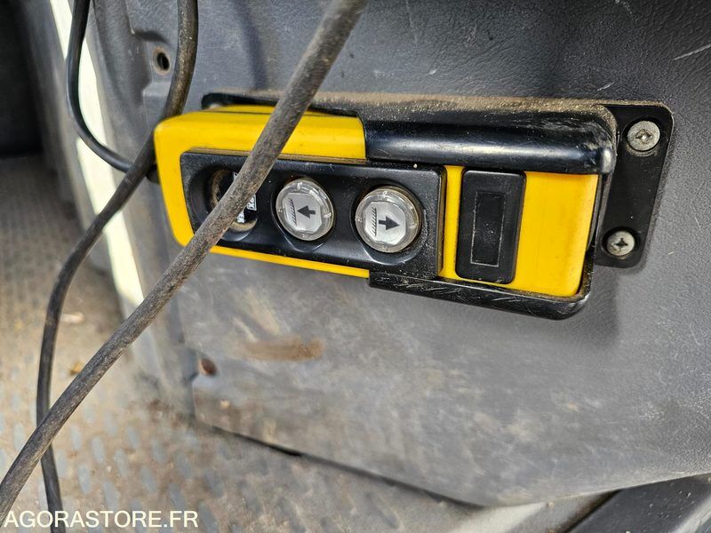 2007 Iveco 35C12-46227868