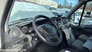 Nákladní vozidlo valník < 3.5t IVECO 35C17 na prodej - Obrázek 9 | Autoline CZ Nákladní vozidlo valník < 3.5t IVECO 35C17 | Obrázek 9 - Autoline