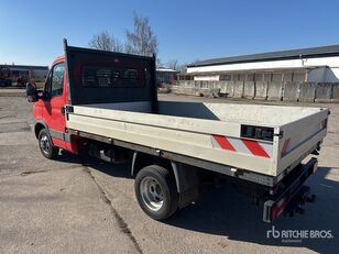 IVECO Daily 35 flatbed truck < 3.5t