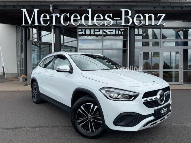 شاحنة مسطحة < 3.5طن Mercedes-Benz GLA 200d Style+Distr+AHK+RKamera+1.Hand - Autoline