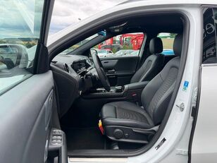 بيع شاحنة مسطحة < 3.5طن Mercedes-Benz GLA 200d Style+Distr+AHK+RKamera+1.Hand - صورة 10 | Autoline SD شاحنة مسطحة < 3.5طن Mercedes-Benz GLA 200d Style+Distr+AHK+RKamera+1.Hand | صورة 10 - Autoline