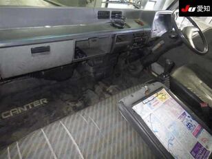 Mitsubishi CANTER camión caja abierta < 3.5t