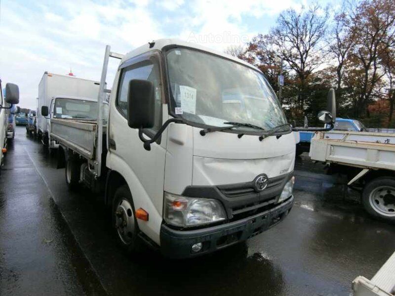 Toyota DYNA flatbed truck < 3.5t - Autoline