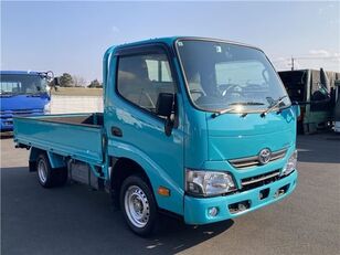 Toyota DYNA flatbed truck < 3.5t