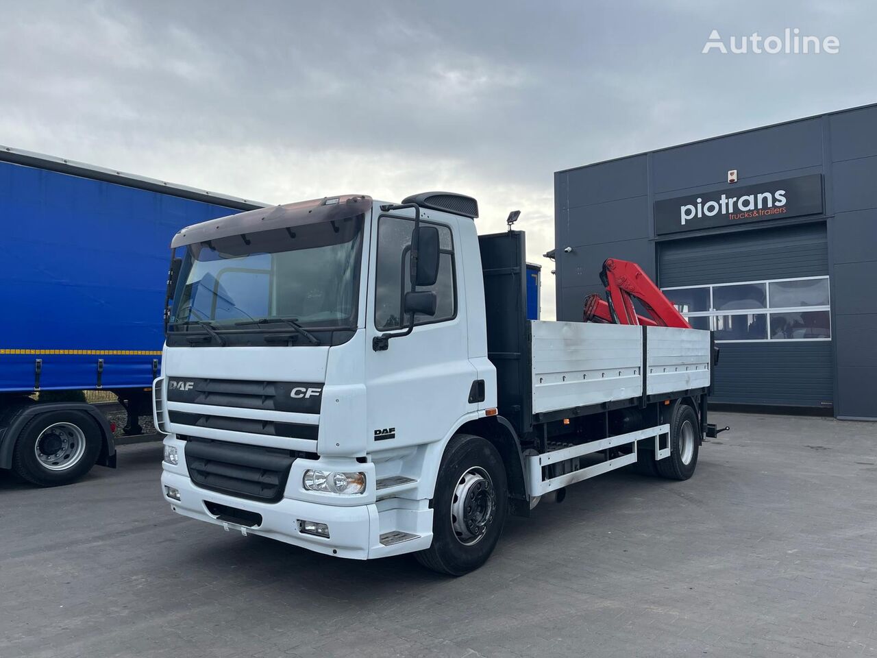 camion plateau DAF CF 310 / HDS / HMF / DŹWIG / SKRZYNIOWY / MANUAL