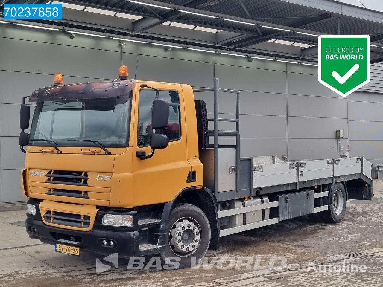 DAF CF65.220 4X2 NL-Truck Oprijwagen transporter truck ramps Euro 5 camión caja abierta