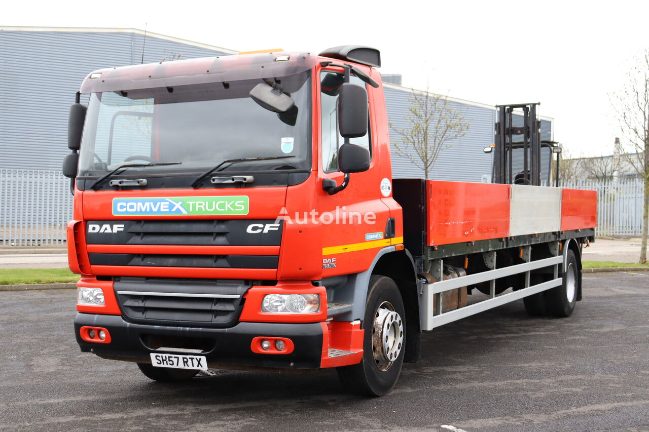 شاحنة مسطحة DAF CF65 220 PALFINGER FORKLIFT DROPSIDE (2007)