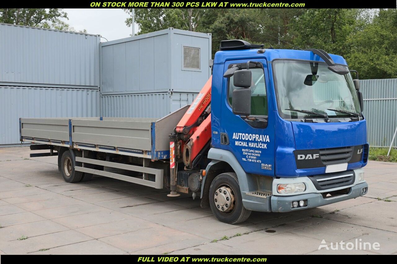 камион со рамна платформа DAF LF 45.220, EURO 5 EEV, CRANE PALFINGER PK 9001