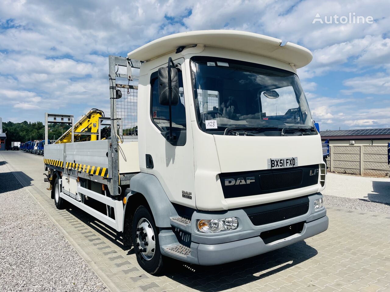 camion plateau DAF LF 55 180 RHD Flatbed  ATLAS AK 60.1 A2 Crane