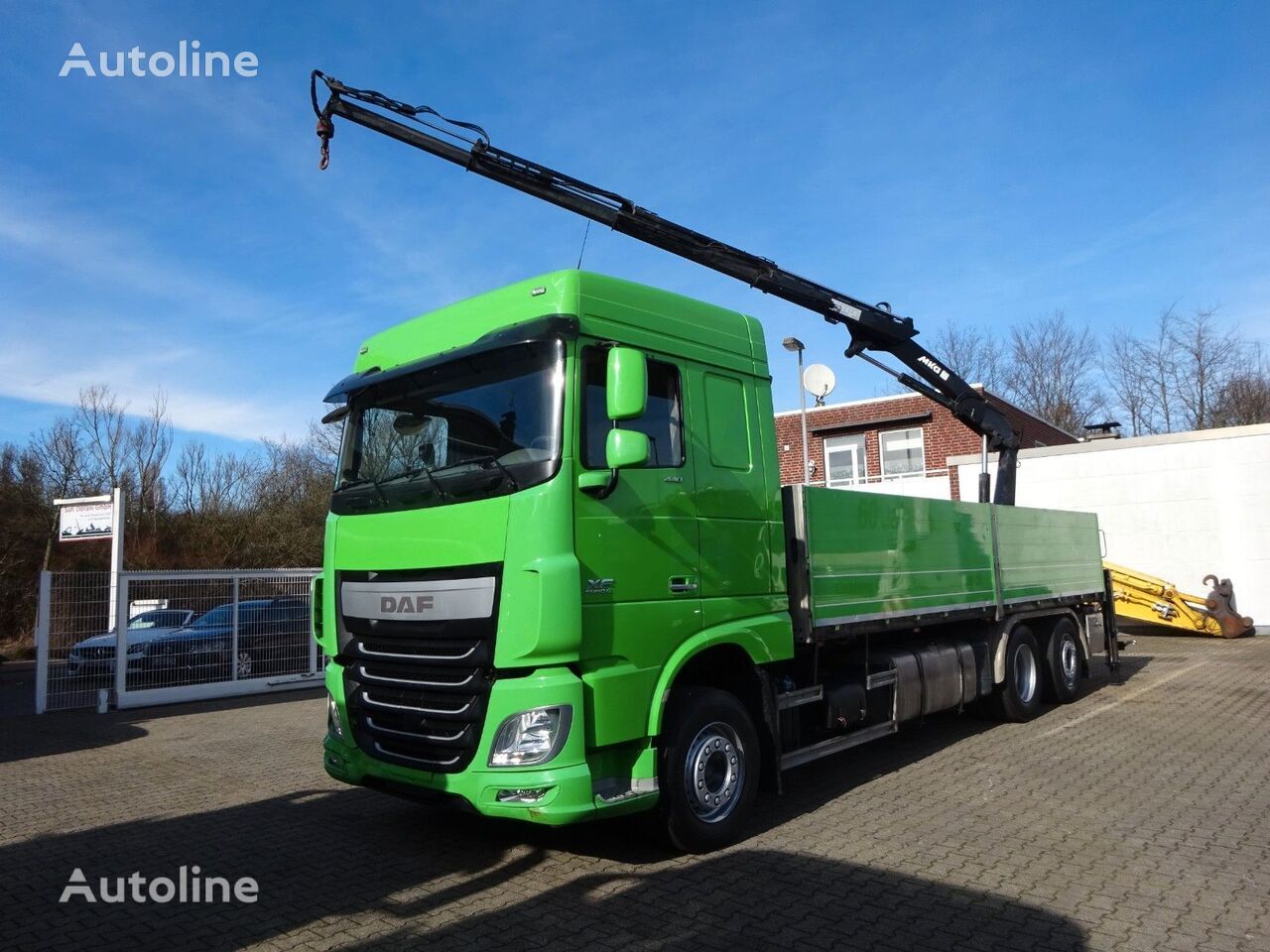 truk flatbed DAF XF 440