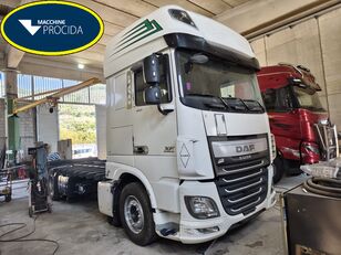 DAF XF 460 flatbed truck