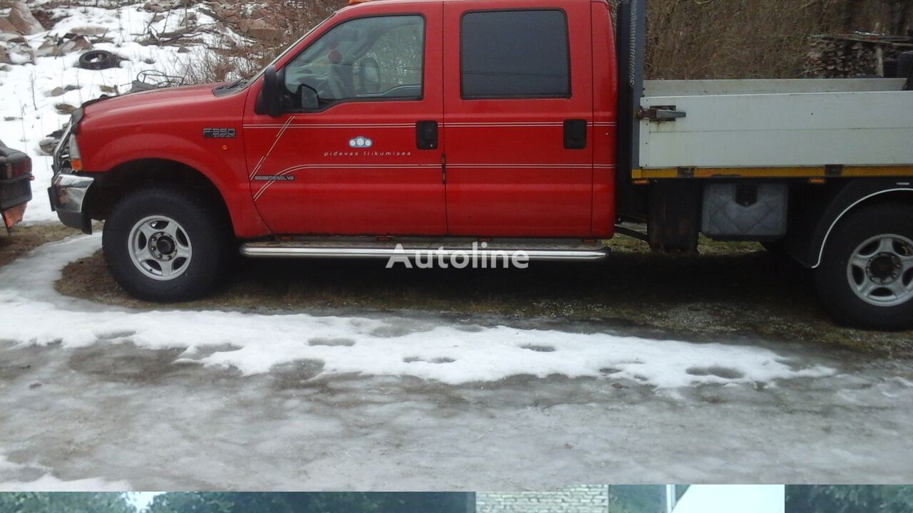 Ford Supre Duty flatbed truck