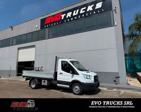 cami&atilde;o de caixa aberta Ford TRANSIT