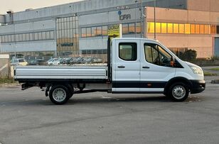 شاحنة مسطحة Ford Transit