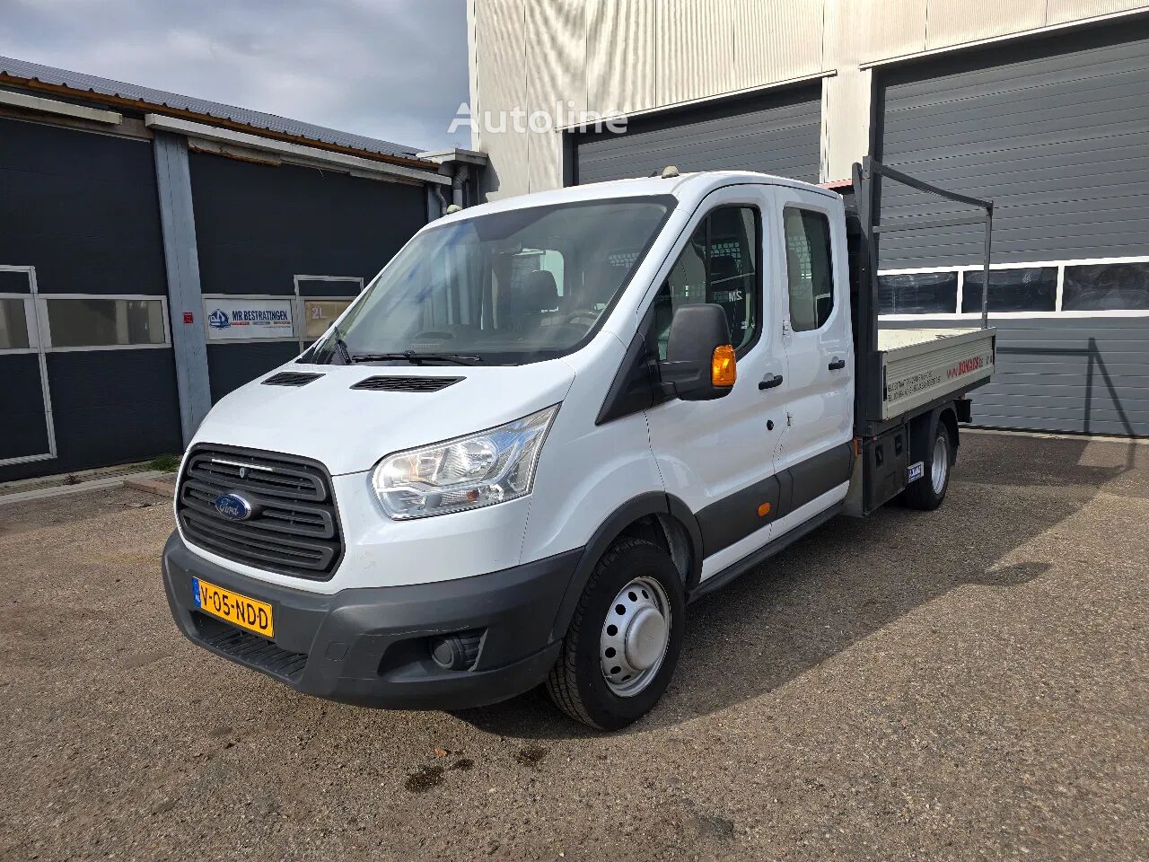 Venta de Ford Transit 7 seats 2015 camión caja abierta | Autoline CO Ford Transit 7 seats 2015 camión caja abierta - Autoline