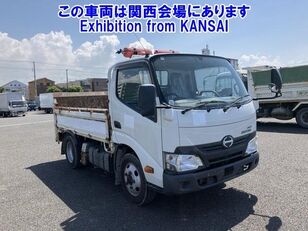 Hino DUTRO open laadbak vrachtwagen